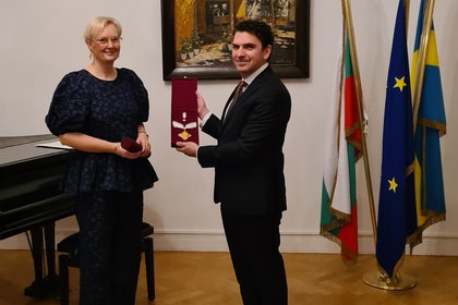 Аmbassador Ivan Pavlov presented the former ambassador of Sweden to Bulgaria Louise Bergholm with the First-Class Order of the Horseman of Madara,